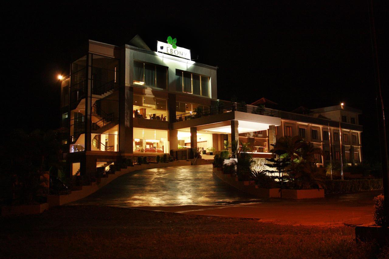 Hotel Ebony Batulicin Exterior photo